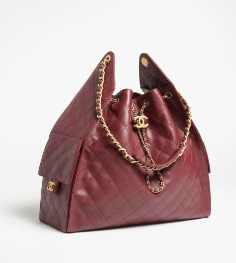 Installed a Chanel 25 Hobo Bag in Burgundy.